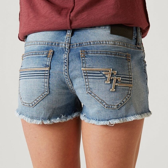 Fast & Furious Vikki Stretch Short - Picture 4 of 8